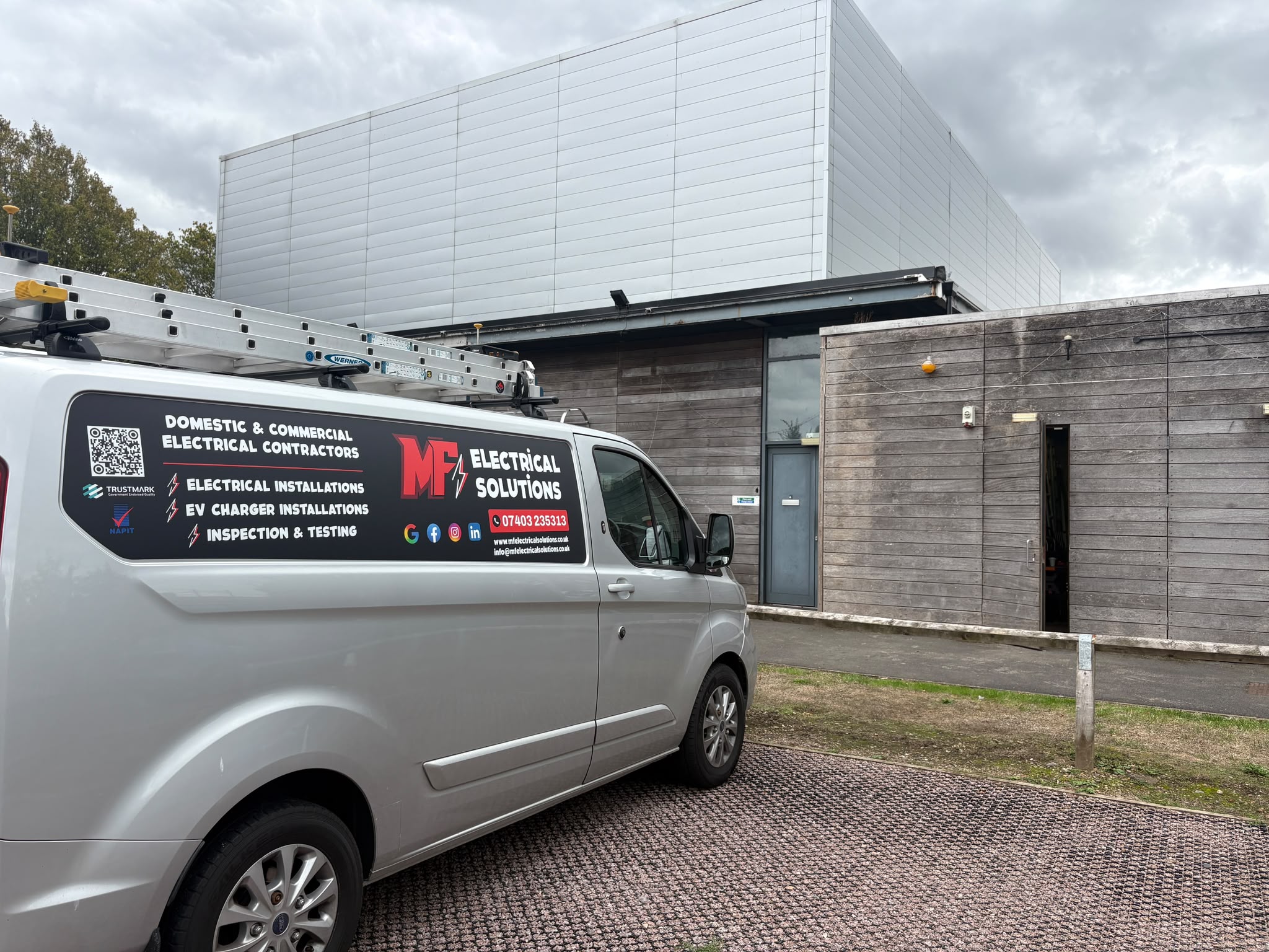 mf-electrical-van-img